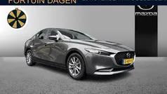 Gebruikt 2023 Mazda 3 Comfort Sedan | € 26.895 (Eerlijke prijs)