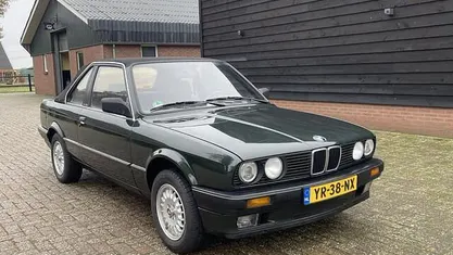 Groen Gebruikt 1990 BMW 316 Cabriolet | € 10.900