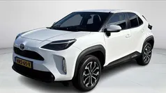 Wit Gebruikt 2022 Toyota Yaris Cross SUV | € 26.450 (Eerlijke prijs)