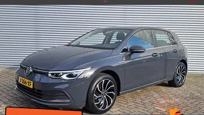 Occasion 2020 VW Golf VII Style Hatchback | € 20.495 (Eerlijke prijs)