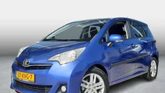 Gebruikt 2012 Toyota Verso-S MPV | € 9.999 (Eerlijke prijs)