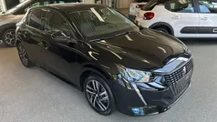 Zwart Gebruikt 2023 Peugeot 208 Allure Hatchback | € 16.990 (Goede deal)