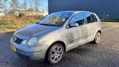 Grijs Gebruikt 2004 VW Polo Hatchback | € 1.799 (Eerlijke prijs)