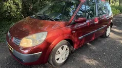 Gebruikt 2005 Renault Scénic II Business MPV | € 995 (Goede deal)