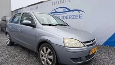 Grijs Gebruikt 2005 Opel Corsa Hatchback | € 1.650 (Eerlijke prijs)