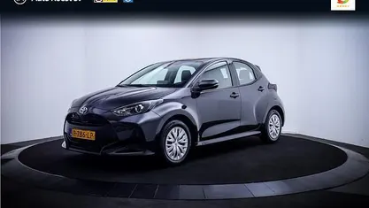 Gebruikt 2022 Toyota Yaris Active Hatchback | € 20.750 (Eerlijke prijs)