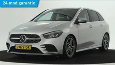 Grijs Gebruikt 2020 Mercedes B180 AMG line MPV | € 25.950 (Eerlijke prijs)