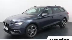Grijs, metallic lak Nieuw 2025 Seat Leon ST FR Stationwagen | € 39.180 (Super prijs)