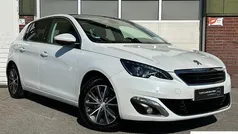 Wit Gebruikt 2015 Peugeot 308 Allure Hatchback | € 7.499 (Eerlijke prijs)