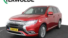 Rood Gebruikt 2019 Mitsubishi Outlander P-HEV Instyle SUV | € 21.840 (Eerlijke prijs)