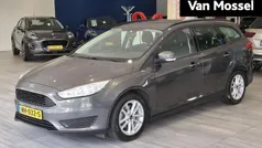 Grijs Gebruikt 2017 Ford Focus Trend Stationwagen | € 9.645 (Eerlijke prijs)