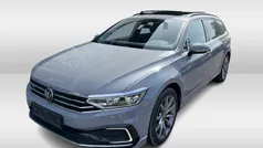 Grijs Gebruikt 2022 VW Passat GTE Stationwagen | € 24.950 (Eerlijke prijs)
