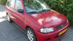 Rood Gebruikt 1999 Mazda Demio | € 650 (Goede deal)