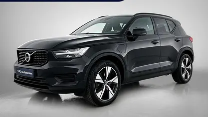 Gebruikt 2022 Volvo XC40 R-Design SUV | € 32.800 (Eerlijke prijs)