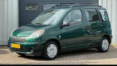 Groen Gebruikt 2001 Toyota Yaris Verso Luna MPV | € 4.650 (Eerlijke prijs)