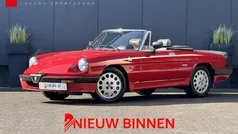 Rood Gebruikt 1989 Alfa Romeo Spider Quadrifoglio Verde Cabriolet | € 19.950