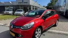 Rood Gebruikt 2013 Renault Clio GrandTour Dynamique Stationwagen | € 5.799 (Eerlijke prijs)