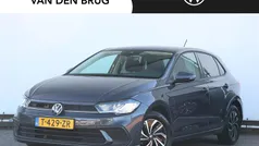 Grijs Gebruikt 2023 VW Polo Business Hatchback | € 20.695 (Eerlijke prijs)