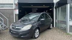 Grijs, metallic lak Gebruikt 2008 Opel Zafira Cosmo MPV | € 2.999 (Eerlijke prijs)