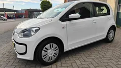 Wit Gebruikt 2016 VW up! move up! Hatchback | € 7.295 (Eerlijke prijs)