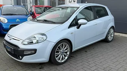 Grijs Gebruikt 2010 Fiat Punto Evo Hatchback | € 3.995 (Eerlijke prijs)
