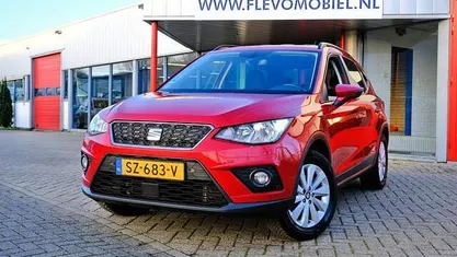 Rood Occasion 2018 Seat Arona Business SUV | € 10.950 (Eerlijke prijs)