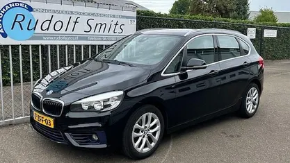 Zwart Gebruikt 2014 BMW 218 Executive Stationwagen | € 5.990 (Eerlijke prijs)