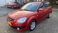 Gebruikt 2008 Kia Rio Hatchback | € 2.850 (Eerlijke prijs)