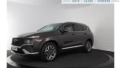 Bruin, metallic lak Gebruikt 2023 Hyundai Santa Fe Premium SUV | € 45.900 (Eerlijke prijs)