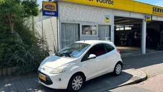Wit Gebruikt 2009 Ford Ka Titanium Hatchback | € 2.450 (Eerlijke prijs)