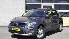 Grijs, metallic lak Gebruikt 2020 VW T-Roc Style SUV | € 17.950 (Super prijs)