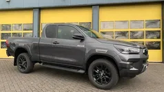 Gebruikt 2024 Toyota HiLux Pickup | € 49.950 (Goede deal)