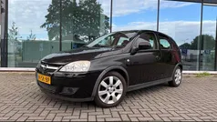 Zwart Gebruikt 2006 Opel Corsa Hatchback | € 4.245 (Eerlijke prijs)