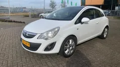 Wit Gebruikt 2012 Opel Corsa Color Edition Hatchback | € 2.450 (Eerlijke prijs)