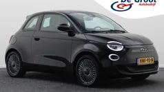 Zwart Gebruikt 2021 Fiat 500e Icon Hatchback | € 16.450 (Eerlijke prijs)
