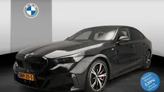 Zwart, metallic lak Gebruikt 2024 BMW i5 M Sport Sedan | € 56.900 (Goede deal)