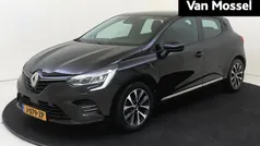 Gebruikt 2020 Renault Clio V Zen Hatchback | € 13.735 (Eerlijke prijs)