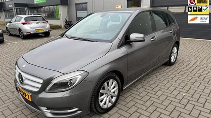Occasion Mercedes B180 Ambition 122 PK (89 kW) 2013 Grijs MPV