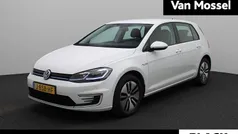 Wit Gebruikt 2020 VW e-Golf Hatchback | € 12.400 (Eerlijke prijs)