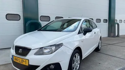 Occasion Seat Ibiza SC 86 PK (63 kW) 2010 Wit, metallic lak Hatchback