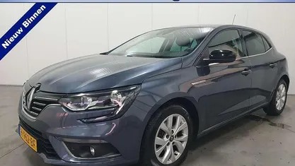 Gebruikt 2020 Renault Mégane IV LIMITED Hatchback | € 14.995 (Eerlijke prijs)