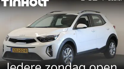 Wit Gebruikt 2024 Kia Stonic SUV | € 22.250 (Eerlijke prijs)