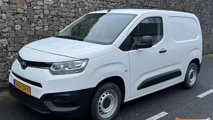 Occasion 2020 Toyota Proace City City MPV | € 8.245 (Super prijs)