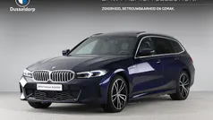 Blauw Gebruikt 2024 BMW 330e M Sport Stationwagen | € 47.950 (Goede deal)