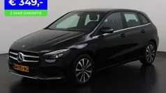 Zwart Gebruikt 2022 Mercedes B250e Style MPV | € 26.690 (Goede deal)