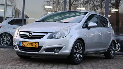 Occasion 2011 Opel Corsa Edition Hatchback | € 3.645 (Eerlijke prijs)