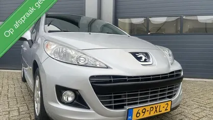 Grijs Gebruikt 2011 Peugeot 207 Sportium Hatchback | € 3.999 (Eerlijke prijs)
