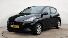 Zwart Gebruikt 2021 Hyundai i10 Comfort Hatchback | € 12.990 (Eerlijke prijs)