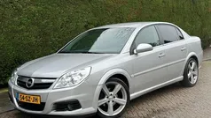 Grijs Gebruikt 2006 Opel Vectra Executive Sedan | € 2.500 (Eerlijke prijs)