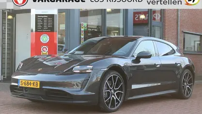 Occasion Porsche Taycan Performance Package 319 kW (435 PK) 2023 Grijs Stationwagen